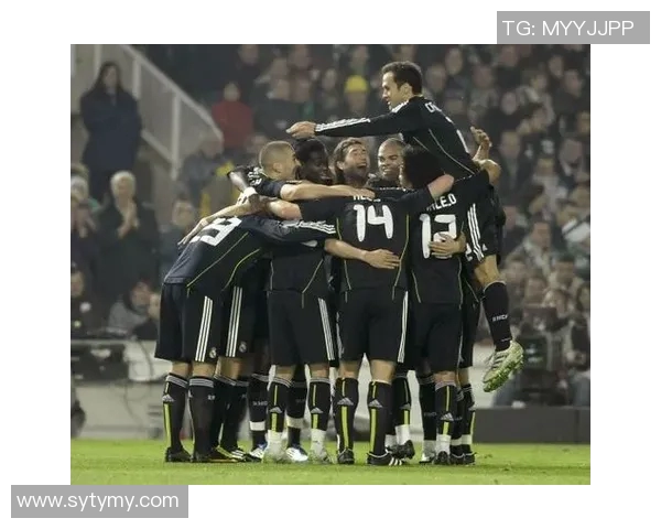 1112赛季皇马对桑坦德精彩对决回顾与赛季影响分析 1112赛季皇马对桑坦德精彩对决回顾与赛季影响分析