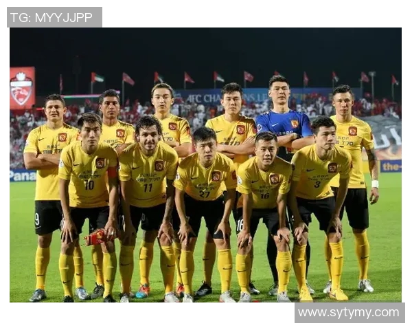 恒大与富力激战72分钟精彩回顾双方球员拼搏精神令人赞叹