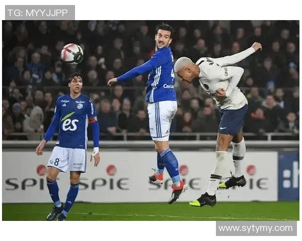 斯特拉斯堡与兰斯的精彩对决分析及赛前预测