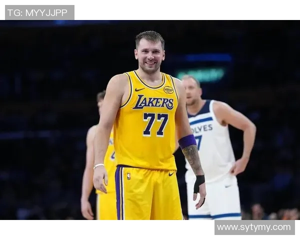 湖人对阵灰熊精彩对决回顾及赛后分析三月二十五日比赛亮点总结