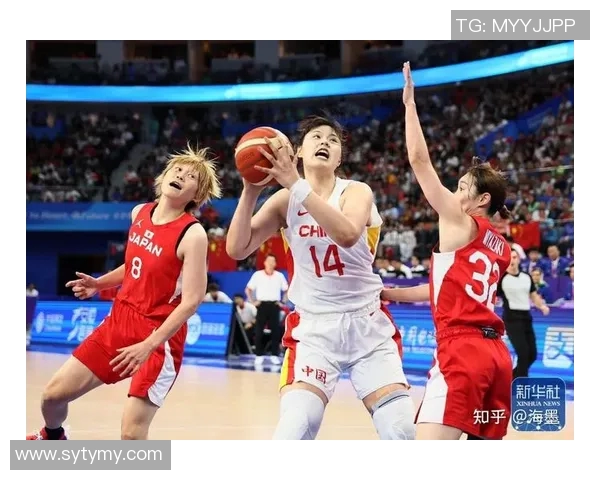 2010亚运会女篮对决精彩回顾与赛场瞬间分享